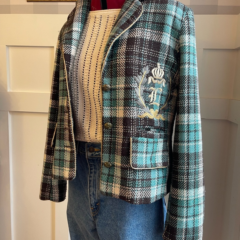 LAST CALL! Coco & Tashi Plaid Women's Jacket with Embroidered Crest - Picture 2 of 14
